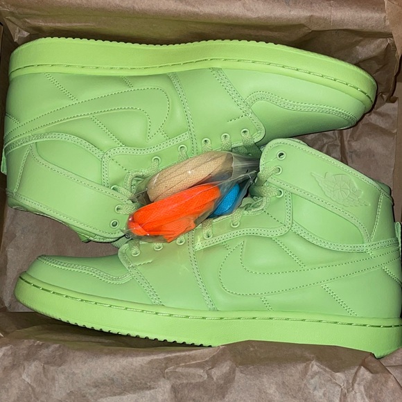 retro 1 billie eilish